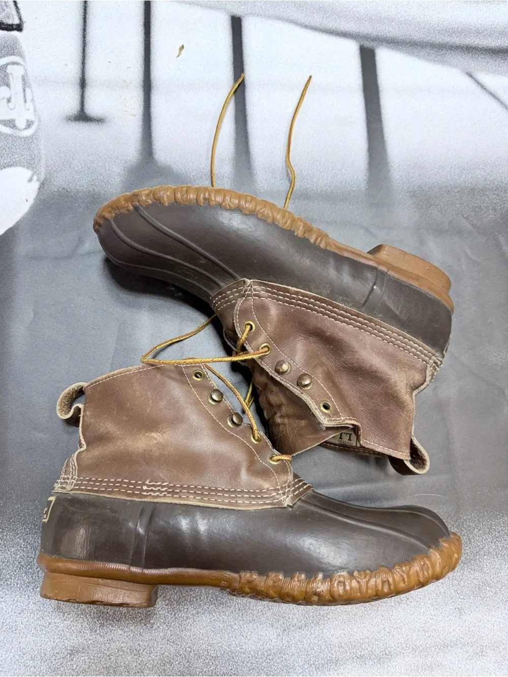 L.L.Bean VNTG made in USA sz 10 W Maine Hunting Duck Shoes